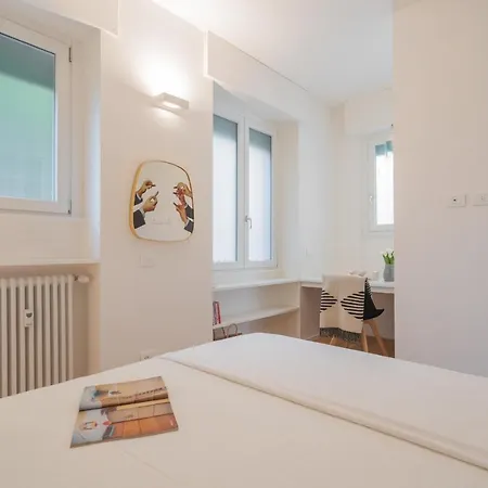 Appartement A Step From The By Rent